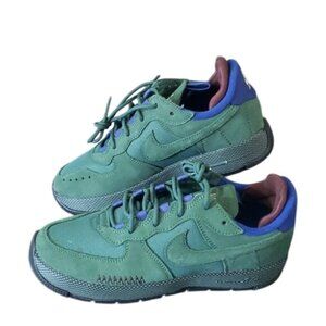 New Nike Air Force 1 Wild Womens Green Suede Sneakers Size 7.5 Streetwear Casual